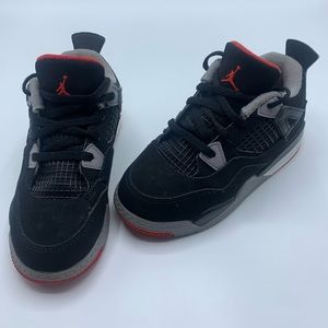 Jordan Retro 4 bred black cement
